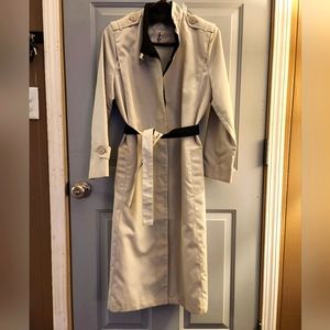 Vintage Misty Harbor Raincoat Trenchcoat size 8